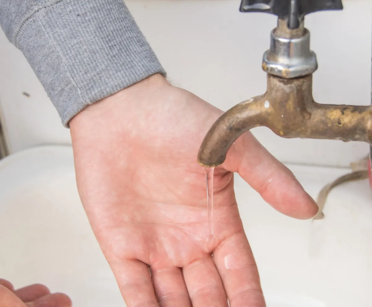 plumber-for-low-water-pressure